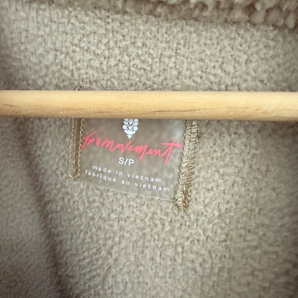 Free People Tan Fleece Hit the Slopes Pullover Jacket - Picture 2 of 7